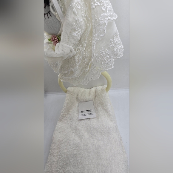 Towel and ring set cotton in white color - Picture 5 of 7